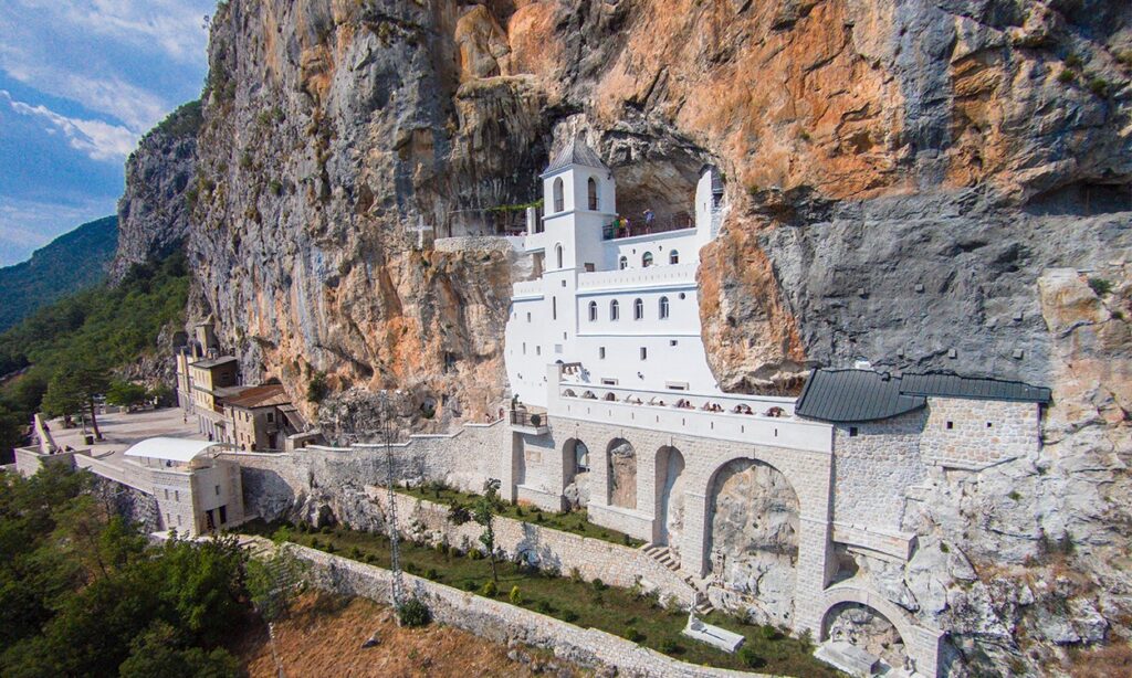 Ostrog Monastery4