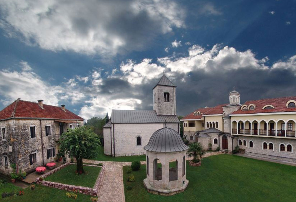 Piperska Cell Monastery3